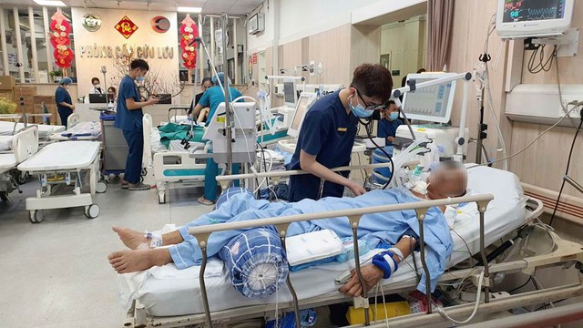 Hơn 121.000 bệnh nhân đang ở bệnh viện điều trị- Ảnh 1. Hơn 121.000 bệnh nhân đang ở bệnh viện điều trị- Ảnh 1.