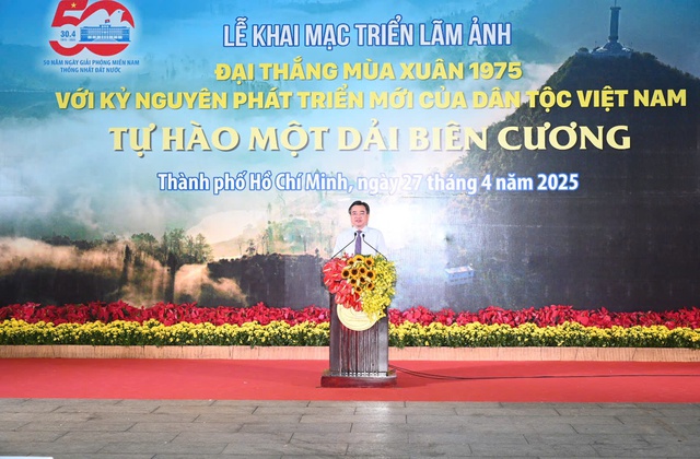 Khai mạc triển lãm “Đại thắng Mùa Xuân 1975 với Kỷ nguyên phát triển mới của dân tộc Việt Nam” - Ảnh 2.