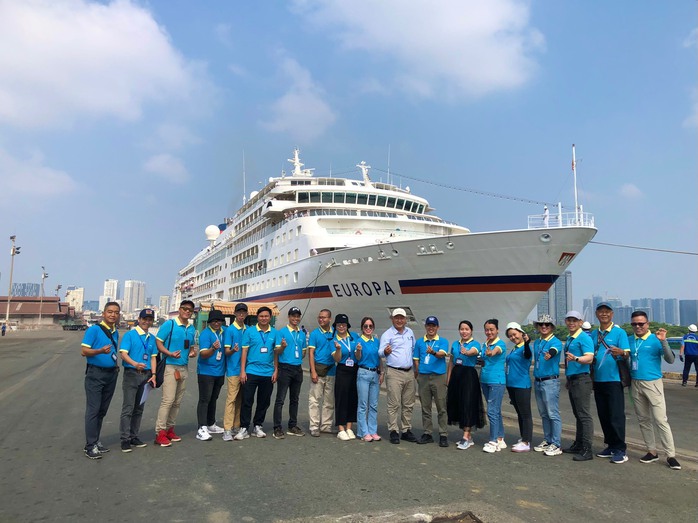 DIỄN ĐÀN "ĐỂ THU HÚT KHÁCH QUỐC TẾ TRỞ LẠI": Đầu tư mạnh cho du lịch TP HCM- Ảnh 1. DIỄN ĐÀN "ĐỂ THU HÚT KHÁCH QUỐC TẾ TRỞ LẠI": Đầu tư mạnh cho du lịch TP HCM- Ảnh 1.