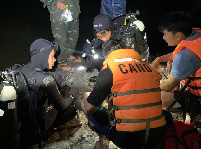 7 học sinh đi chơi thác Thủy Tiên, 1 em chết đuối thương tâm- Ảnh 1. 7 học sinh đi chơi thác Thủy Tiên, 1 em chết đuối thương tâm- Ảnh 1.