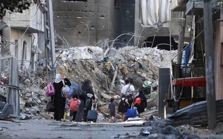 Quân đội Israel thọc sâu TP Gaza, tuyên bố cô lập thủ lĩnh Hamas