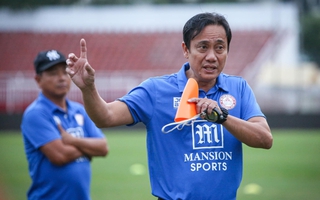 HLV Phùng Thanh Phương vượt thử thách khó trong năm 2024