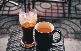 Ly cà phê đắng ngọt cuối cùng...